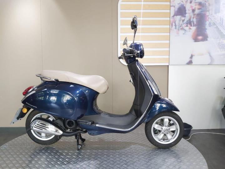 Vespa Primavera 50 2014
